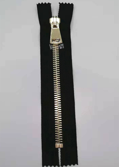 Zips ฟันโลหะสีทองสำหรับกระเป๋า / Zippers โลหะหนัก