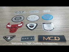 สีซิลิโคนที่มีคุณภาพสูง โอน 3D ความร้อนกดเครื่องหมายเครื่องแต่งกาย สีซิลิโคนแบจสําหรับผ้า