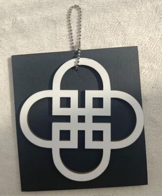 Customized Hang Tag New Design Low Price Garment Accessories Swing Hang Tag for Clothing