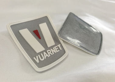 โลโก้ที่เป็นที่นิยม 3D ที่กำหนดเองโลโก้ยาง Pvc Patches ป้าย Pvc อ่อนสำหรับการ์เม้นท์