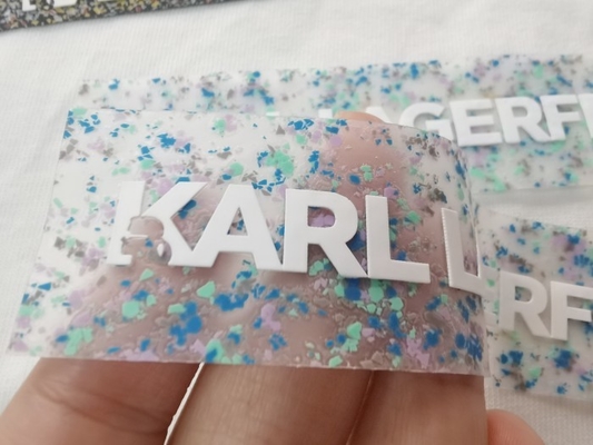 แพทช์ซิลิโคนพิมพ์สกรีน, ฉลากเสื้อผ้าถ่ายเทความร้อนสี Pantone