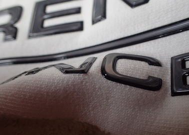 3D ผล TPU ร้อนโอนเสื้อผ้าป้ายชื่อแพทช์ความถี่สูงด้วยโลโก้นูนสำหรับ Customized