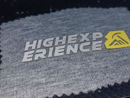โลโก้ OEKOTEX แพทช์ที่สามารถล้างได้ แบดจ์ซิลิโคนสีเงิน