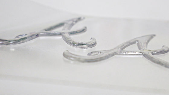 สัญลักษณ์จําลองน้ําแข็งครึ่งโปร่งใส TPU โลโก้กระจ่าง แลกเปลี่ยนความร้อน แบดจ์สําหรับเครื่องแต่งกาย