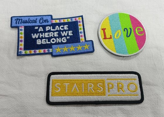 เสื้อผ้า แต่งเครื่องหมาย การออกแบบแฟชั่น เสื้อผ้า สีทนทาน เนื้อผ้าผสม เสื้อผ้า