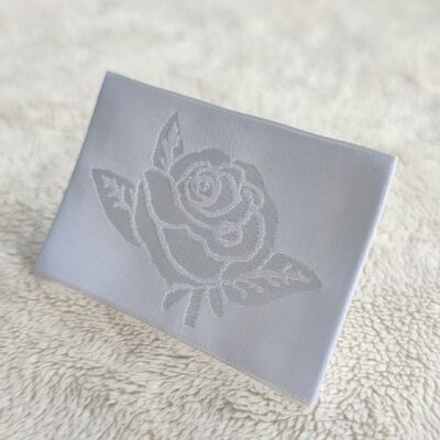 เสื้อผ้าส่วนตัวที่กําหนดเอง ผ้าป้ายผง ผ้าป้ายสแตนของผู้ผลิต สัญลักษณ์สัญลักษณ์สัญลักษณ์สัญลักษณ์สัญลักษณ์สัญลักษณ์สัญลักษณ์สัญลักษณ์สัญลักษณ์สัญลักษณ์สัญลักษณ์