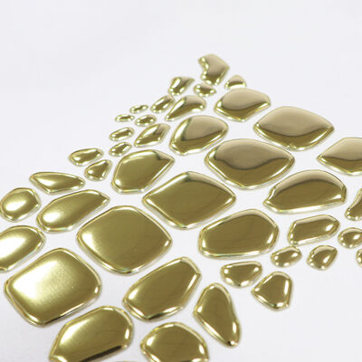 โรงงาน Custom ทองเหลือง TPU การถ่ายทอดความร้อน Label - รูปทรงไม่เรียบร้อย สัญลักษณ์สําหรับเครื่องแต่งกายหรูหรา & เสื้อผ้าแฟชั่น