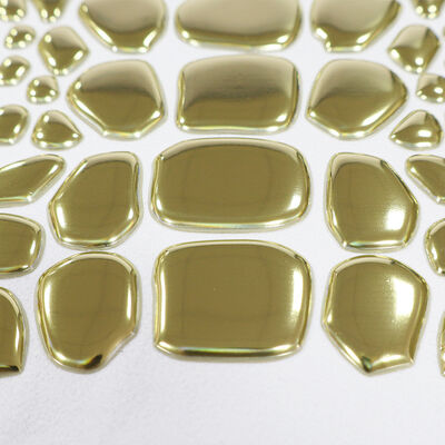 โรงงาน Custom ทองเหลือง TPU การถ่ายทอดความร้อน Label - รูปทรงไม่เรียบร้อย สัญลักษณ์สําหรับเครื่องแต่งกายหรูหรา & เสื้อผ้าแฟชั่น