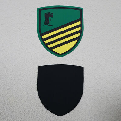 ตราสัญลักษณ์ที่พิมพ์ด้วยหน้าจอซิลิโคนแบบกําหนดเอง ตราสัญลักษณ์ที่ทนทาน กันน้ํา สําหรับชุดกีฬาและชุด