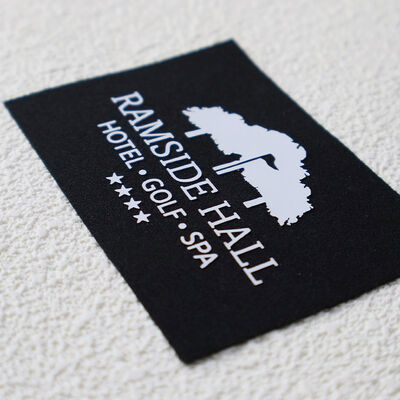 High-Quality Flat Silicone Transfer Sticker Durable Custom Brand Logo Tag for Garment Accessories