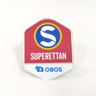 สัญลักษณ์การถ่ายทอดความร้อน TPU ที่กําหนดเอง - โลโก้ Superettan OBOS 3D รางวัลสัญลักษณ์เสื้อผ้าสําหรับอุปกรณ์เสริมแต่งกาย