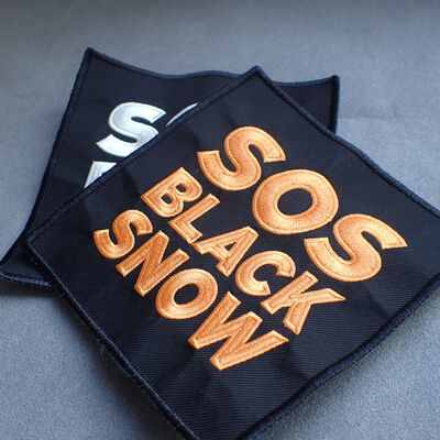 เครื่องขีด แพทช์ การออกแบบตามสั่ง เครื่องขีด การเย็บโลหะ แบจ เสื้อผ้า เครื่องขีดลาย