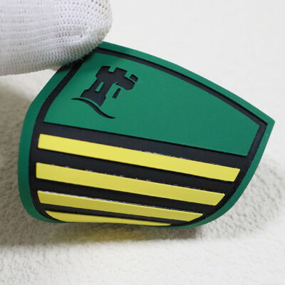 แผ่นแปะสกรีนซิลิโคน 3 มิติสำหรับเสื้อผ้าและกระเป๋า | มีโลโก้สั่งทำพิเศษ