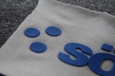 การกด Molding Silicon ป้ายเสื้อผ้าถ่ายเทความร้อน