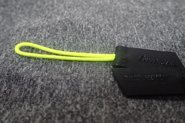 ความต้านทานการสึกหรอกระเป๋าดึงยาง Hypalon ซิป