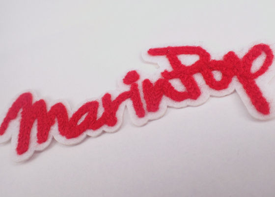 ผ้าขนหนูเย็บปักถักร้อยแบบกำหนดเอง Chenille Cartoon Iron บนแพทช์โลโก้