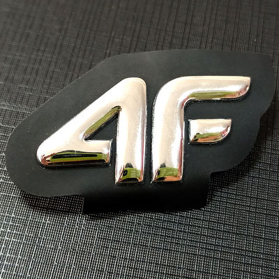 พิมพ์เชื่อมเย็บบนรีดผ้านูนป้าย 3D TPU สะท้อนแสงสำหรับเสื้อผ้า