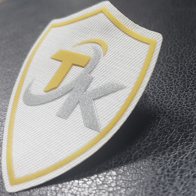 สติกเกอร์นูน 3D TPU ซิลิโคนนุ่มป้ายการถ่ายเทความร้อนโลโก้เหล็กบนเสื้อยืด