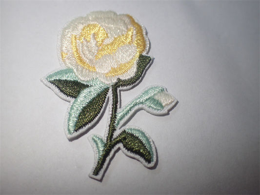 ดอกไม้ที่กำหนดเองปักเย็บหรือเหล็กบนแพทช์สำหรับเสื้อผ้า Applique